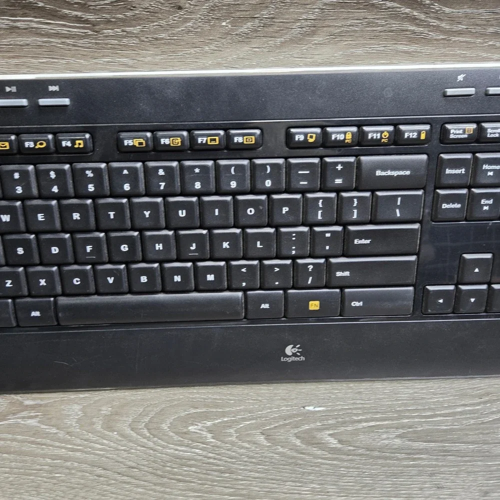 Logitech K520 Keyboard Wireless Wireless No Unifying Receiver Quiet Ergonomic